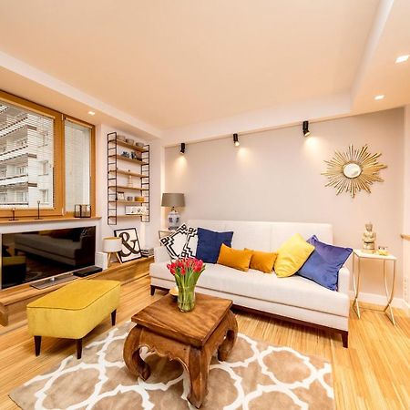 Golden Apartment With Air Condition By Your Freedom วอร์ซอ ภายนอก รูปภาพ