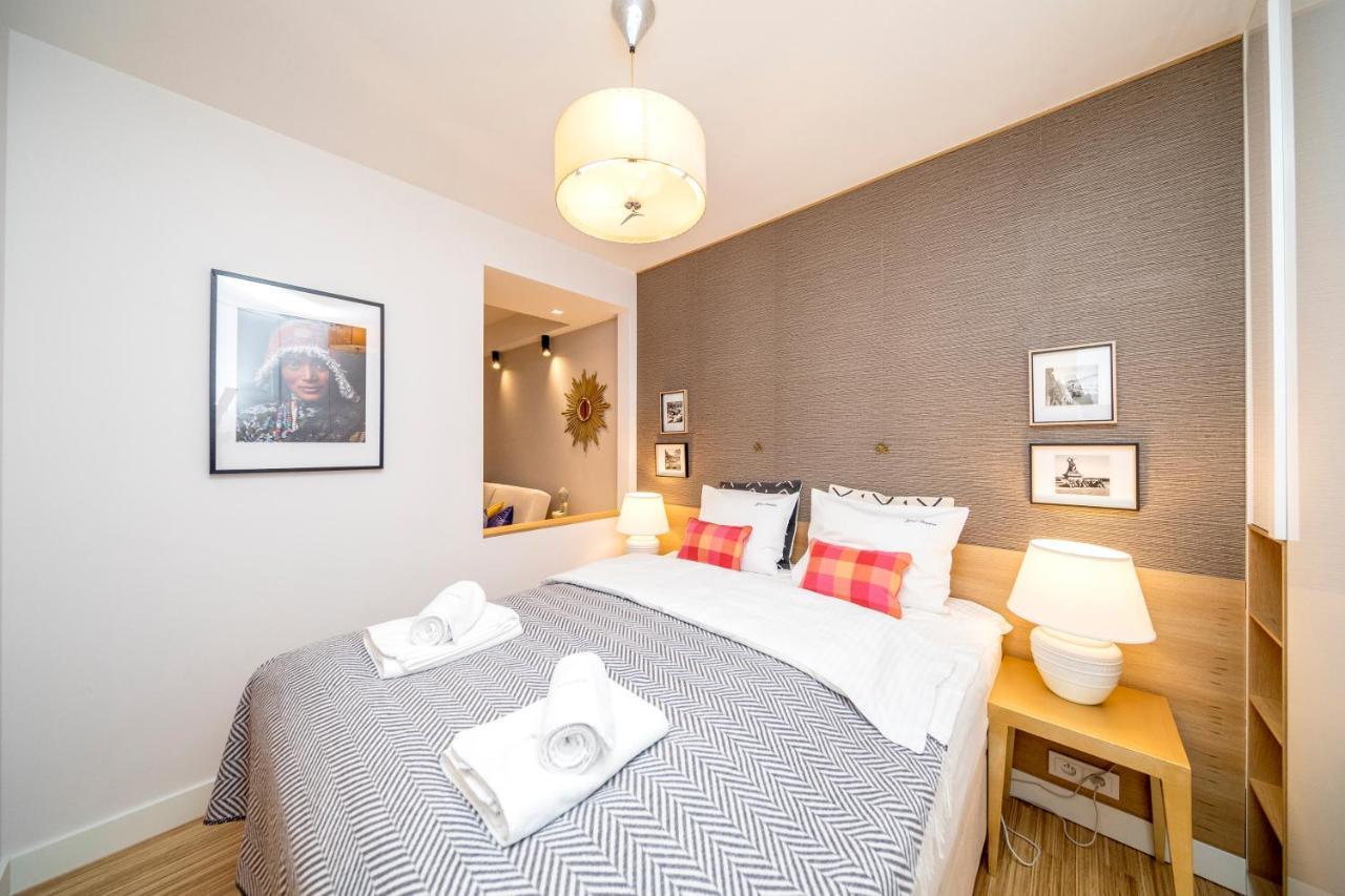 Golden Apartment With Air Condition By Your Freedom วอร์ซอ ภายนอก รูปภาพ