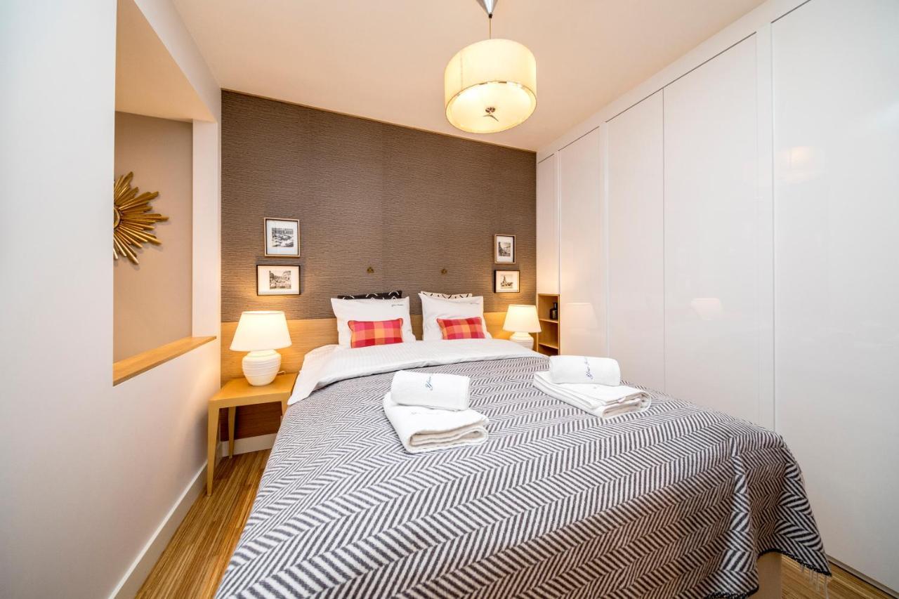 Golden Apartment With Air Condition By Your Freedom วอร์ซอ ภายนอก รูปภาพ